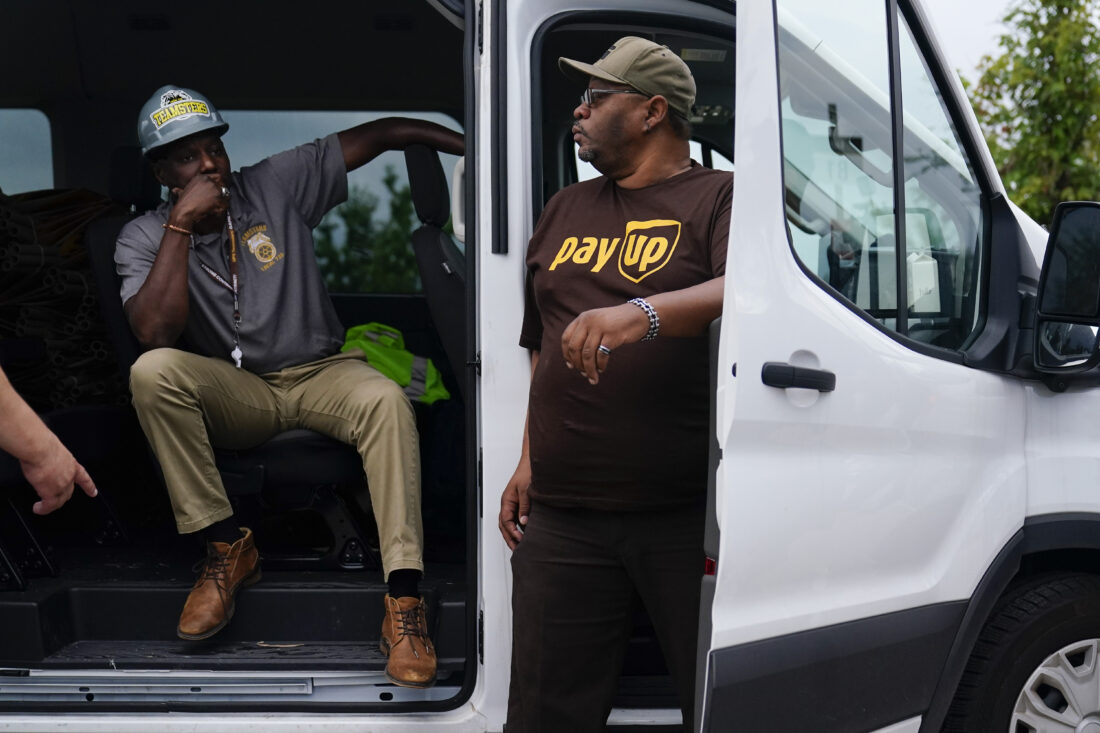 UPS reaches contract with 340,000 unionized workers, averting potentially calamitous strike | News, Sports, Jobs - Vimarsana News
